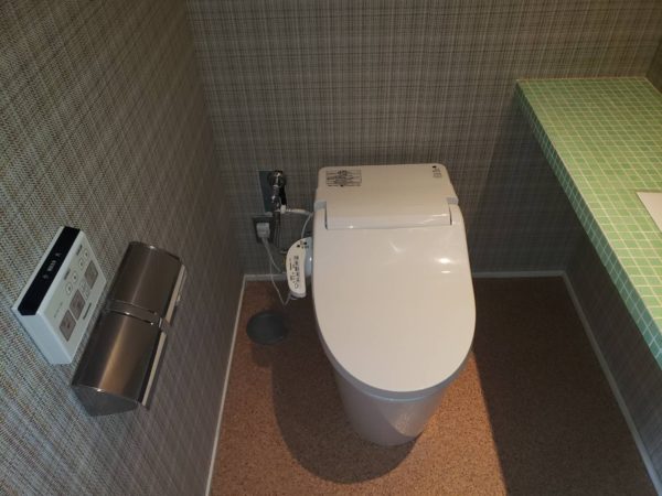 佐世保市にてトイレの便器取り替え工事を行いました